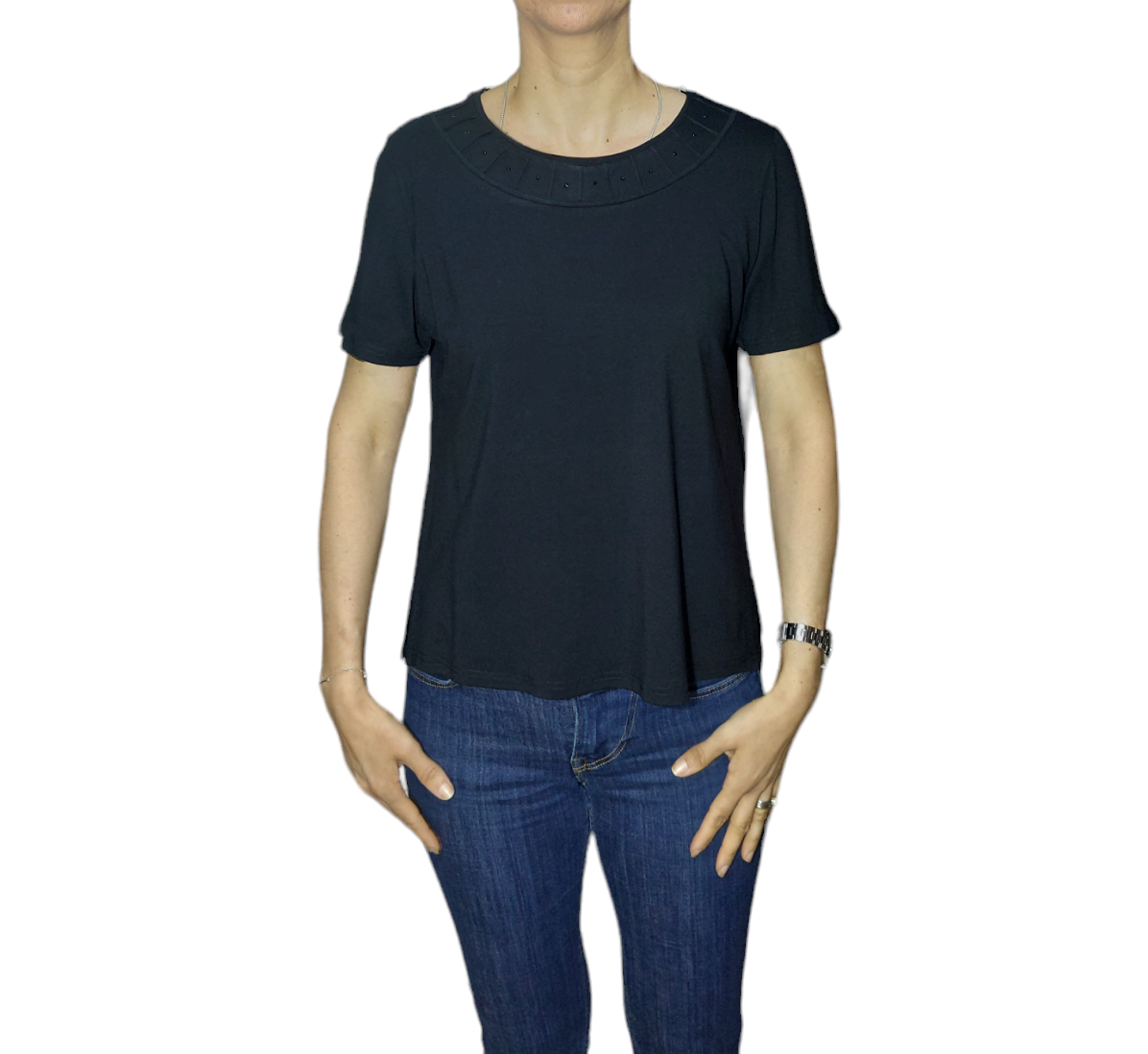 &Mu;&pi;&lambda;&omicron;ύ&zeta;&alpha; &beta;&iota;&sigma;&kappa;ό&zeta; &kappa;&omicron;&nu;&tau;ό &mu;&alpha;&nu;ί&kappa;&iota; &mu;&alpha;ύ&rho;&eta; &mu;&epsilon; &tau;&epsilon;&tau;&rho;&alpha;&gamma;&omega;&nu;ά&kappa;&iota;&alpha; &kappa;&alpha;&iota; &sigma;&tau;&omicron; &kappa;έ&nu;&tau;&rho;&omicron; &tau;&omicron;&upsilon;&sigmaf; έ&nu;&alpha; &mu;&alpha;ύ&rho;&omicron; &sigma;&tau;&rho;&alpha;&sigma;ά&kappa;&iota;